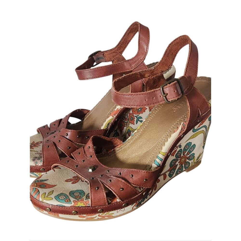 Seychelles Wedge Heels Shoes Size 8.5 Brown Leather Floral Heel Strappy Sandals